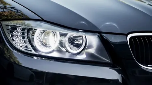 Headlight Restoration: Clearer Light, Fresher Front End